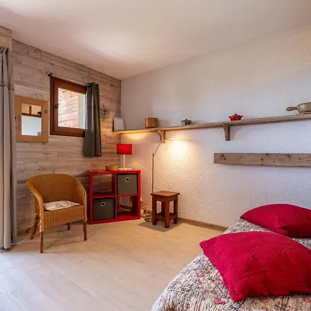 13 - L'etale Apartment *